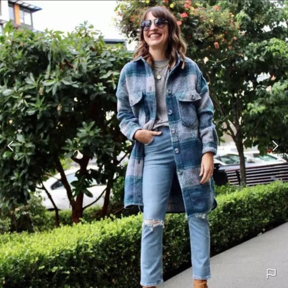 Evereve "Raye" Plaid Shacket (Blue maxi oversized button plaid shirt jacket) - Picture 7 of 9